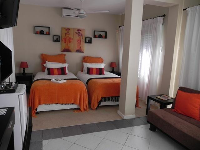 Kings Guest House Westville Exterior foto